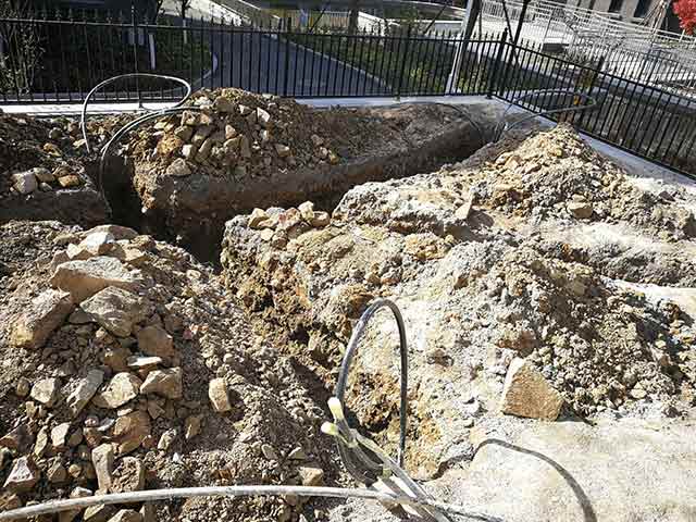 地源熱泵系統u型地埋管