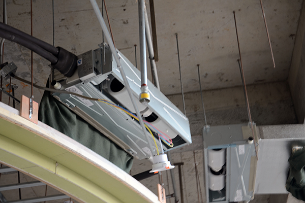 銀行大廈多聯機項目